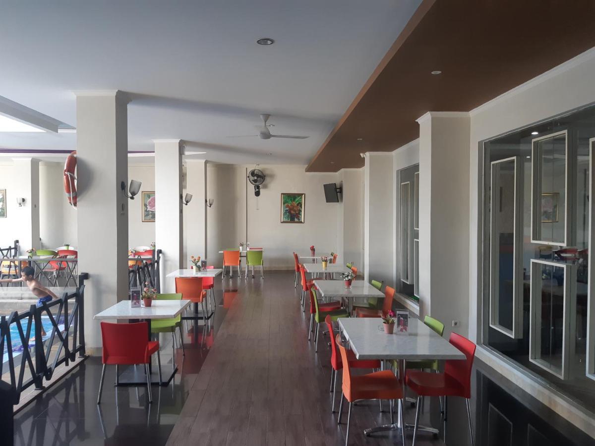 Pacific Hotel 암본 외부 사진