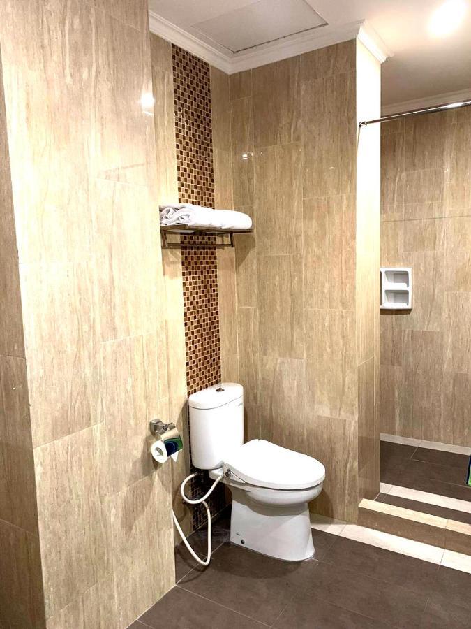Pacific Hotel 암본 외부 사진